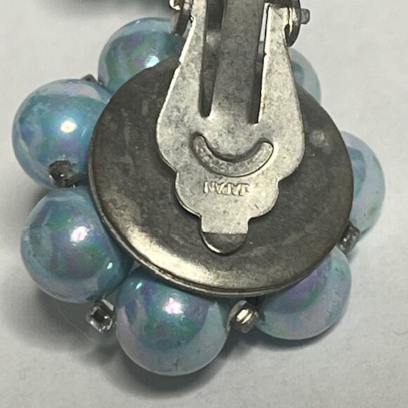 VTG Blue Faux Pearl Cluster Clip On Earrings Japan Silver Tone 1" - Picture 13 of 15